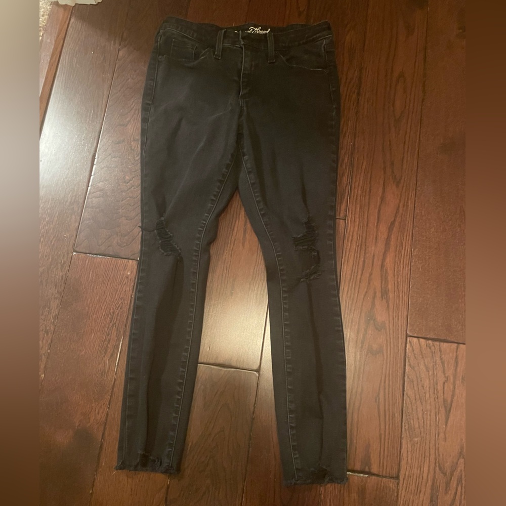 Universal Thread Black Ripped Jeans - Picture 7 of 7